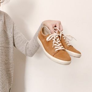 Ecco Soft Leather Women’s Sneakers Size 38 (7)